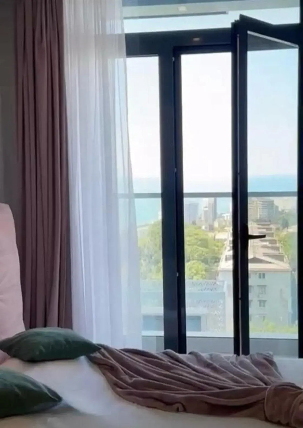 Апартаменты на улице Ясногорская-16/2