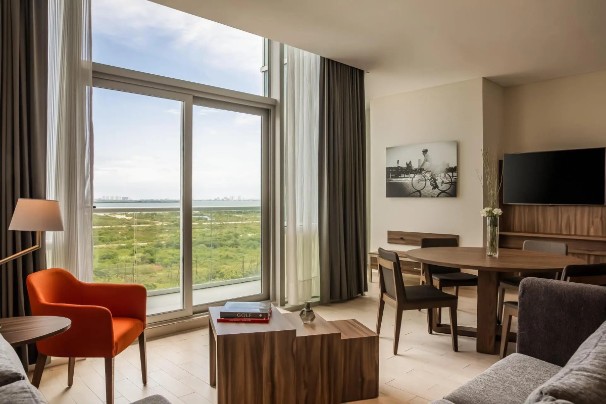 Fiesta Inn Cancun Las Americas