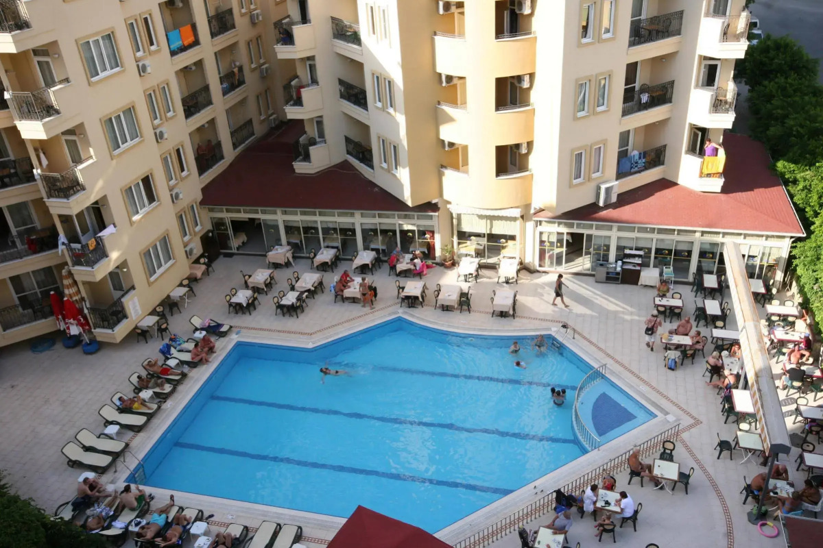 Kleopatra Royal Palm Hotel