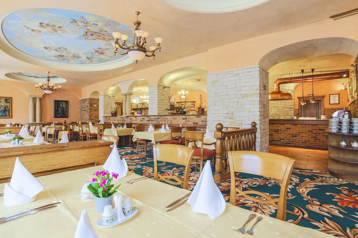 CARLSBAD PLAZA Medical Spa & Wellness hotel