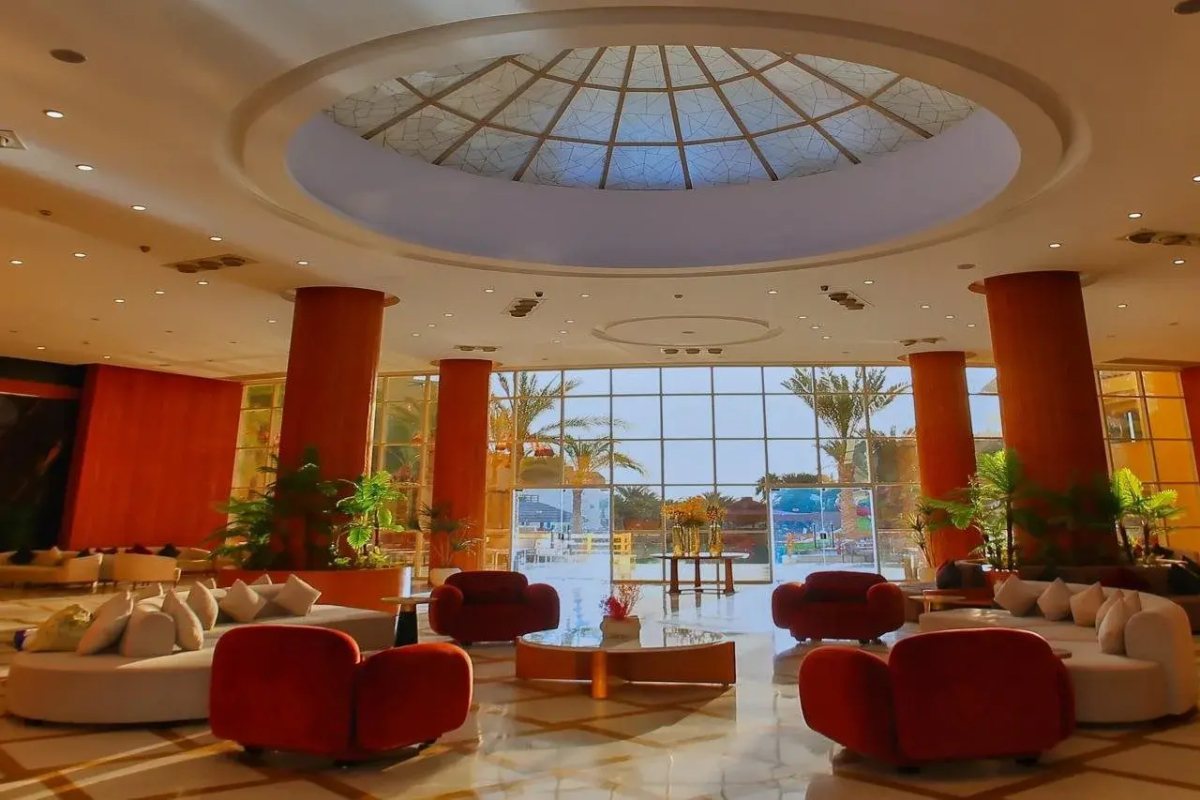 Eagles Downtown Zahabia & Beach Resort