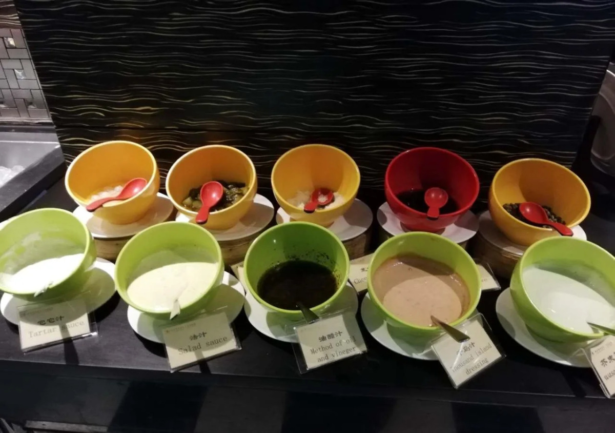 La Perle International Hotel - Free shuttle between hotel and Exhibition Center during Canton Fair & Exhibitor registration Counter