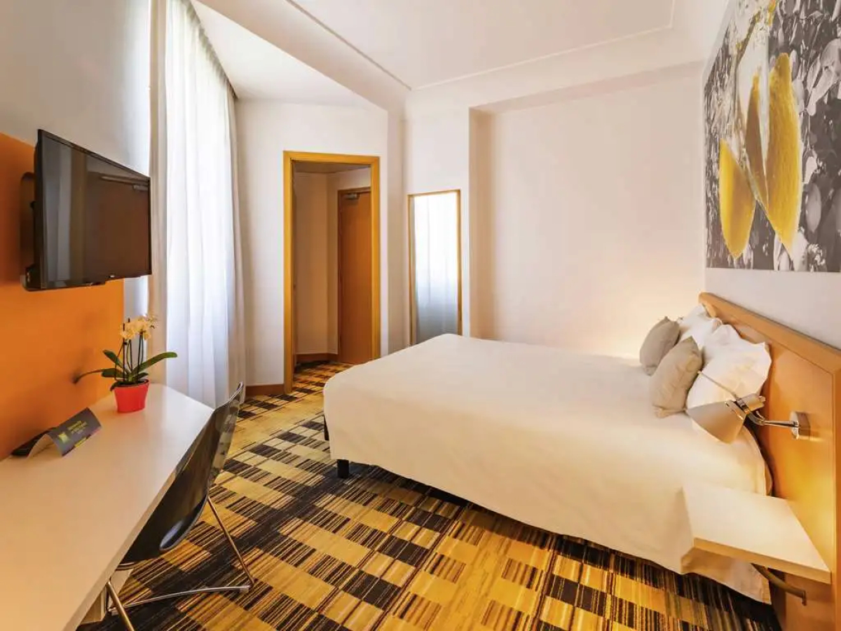 ibis Styles Napoli Garibaldi