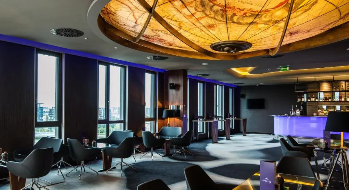 Airport Hotel Okecie