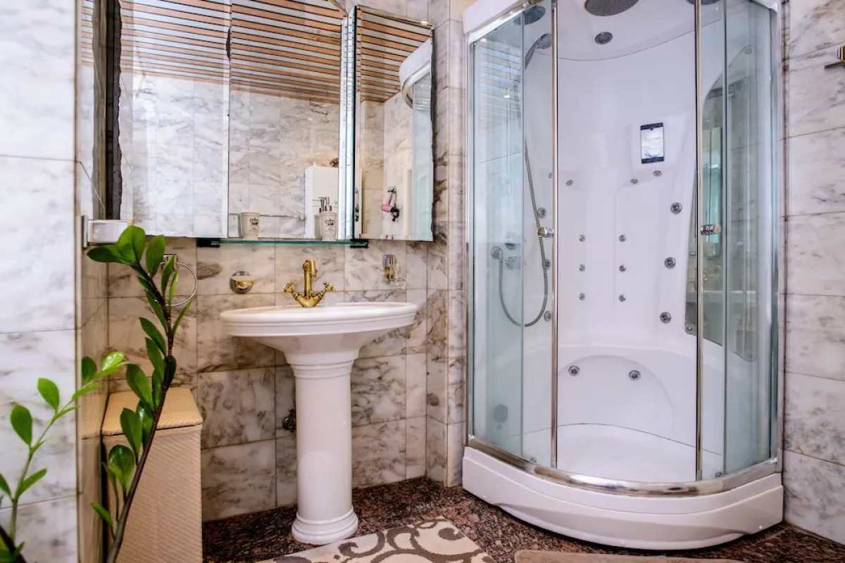 Апартаменты «Funny Dolphins Москва-сити»