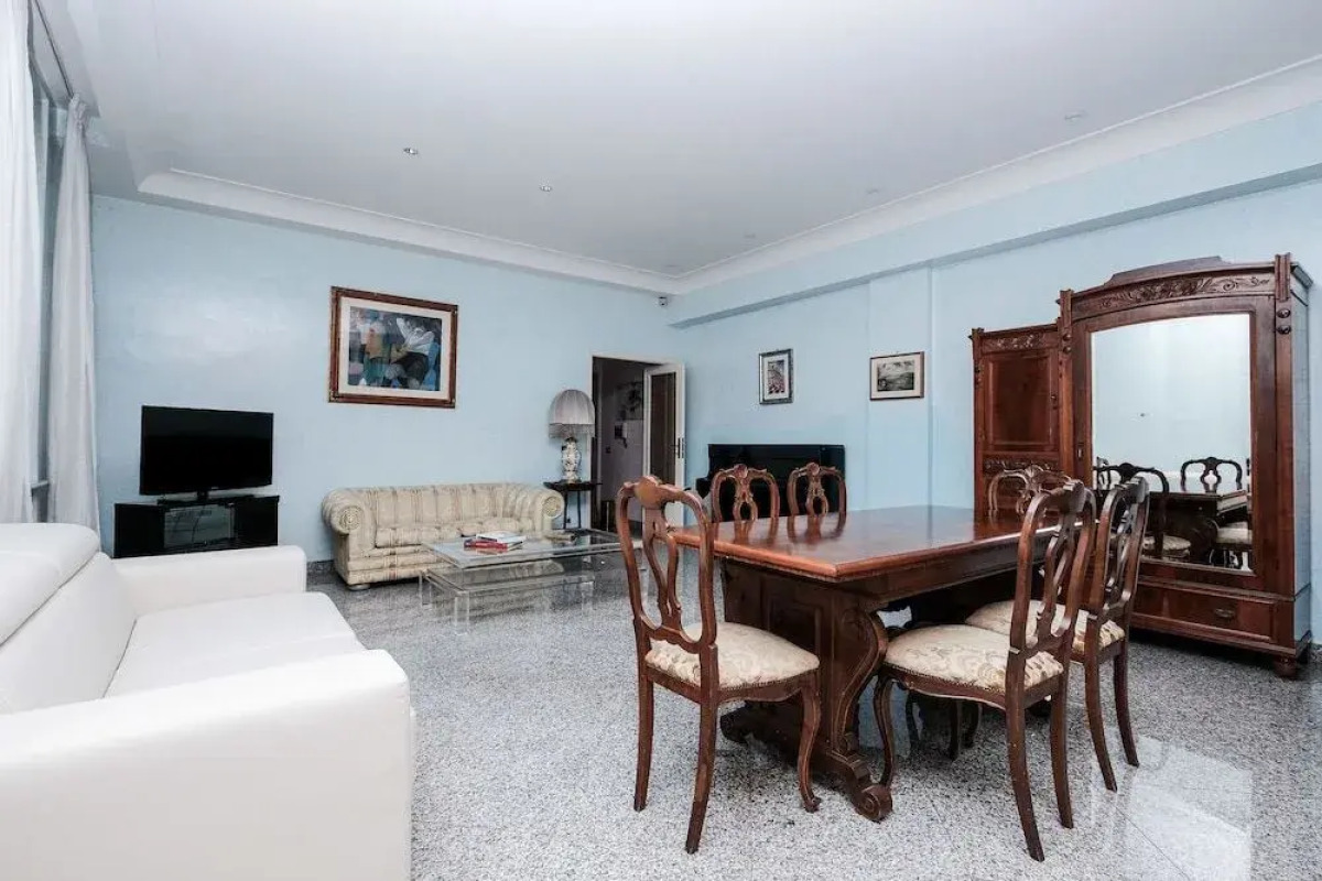 Lush Garden Steps Away from Great Park