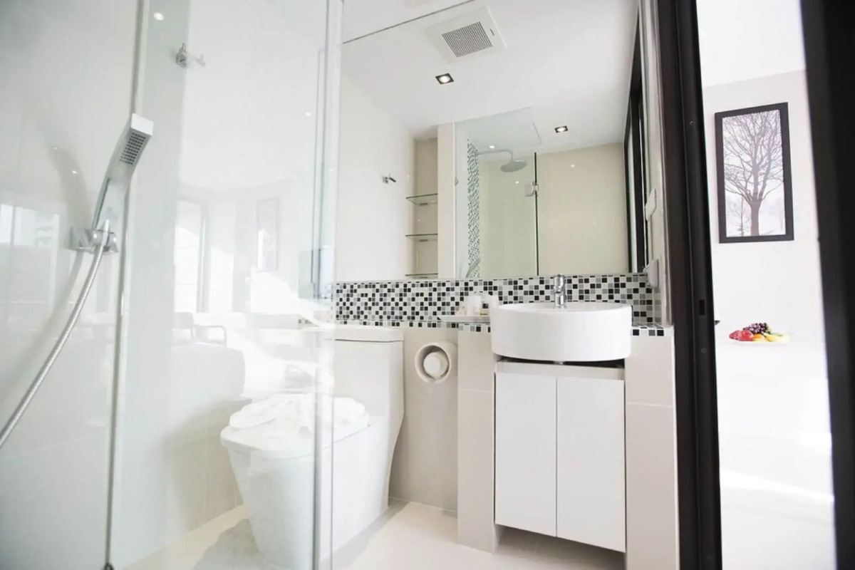 Serenotel Pattaya Beach Front