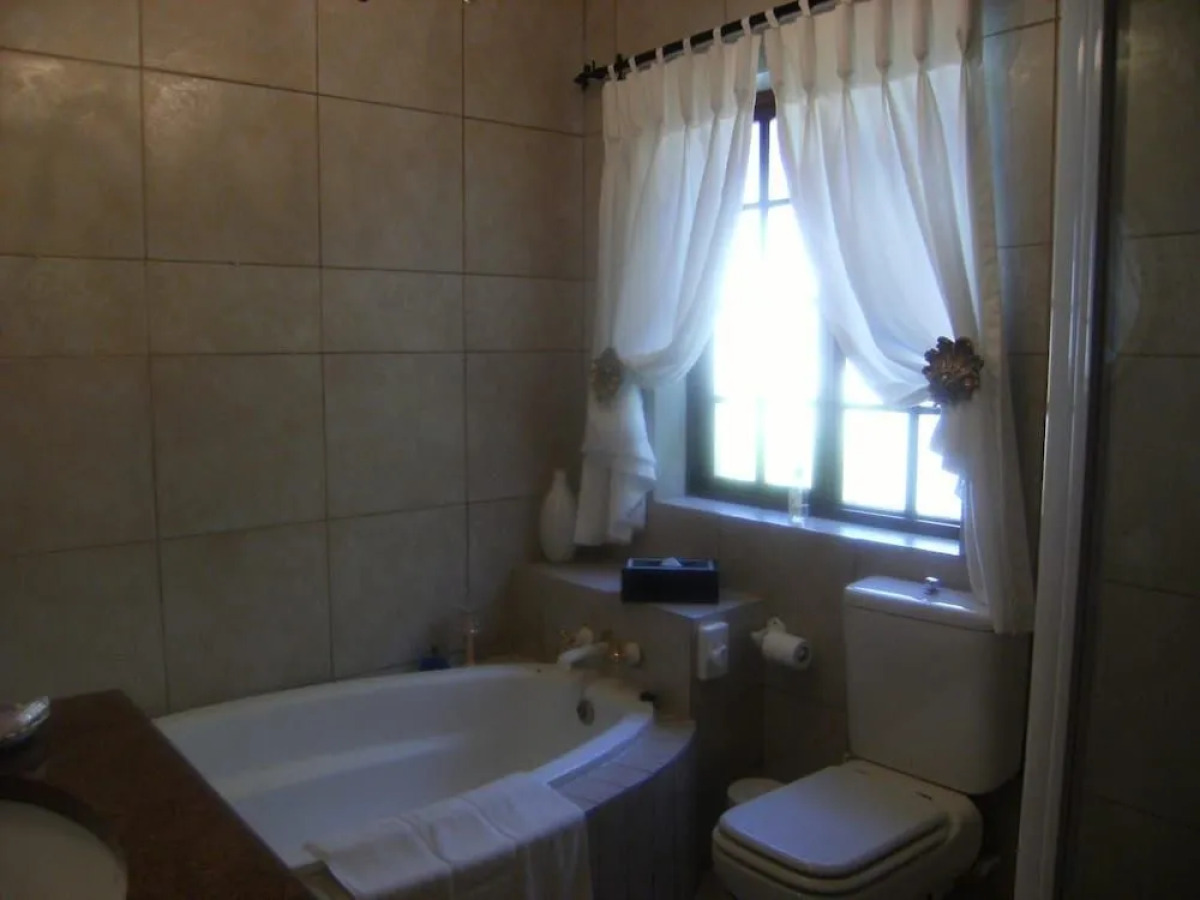 Mulligans Golf Lodge