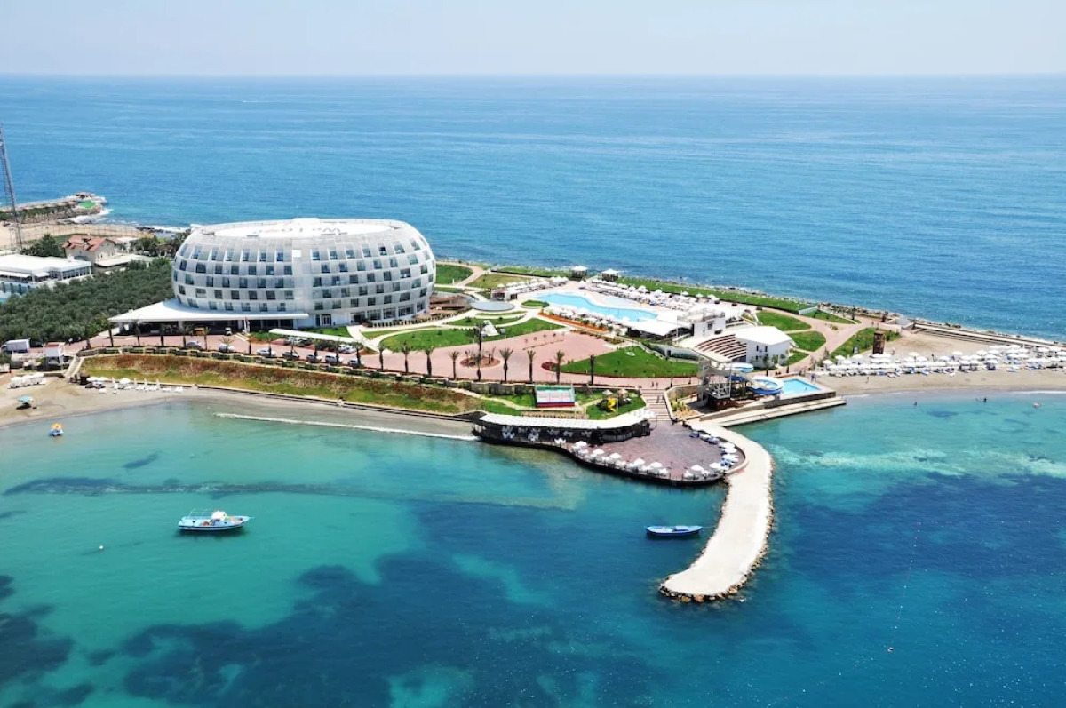 Gold Island Selected Hotel