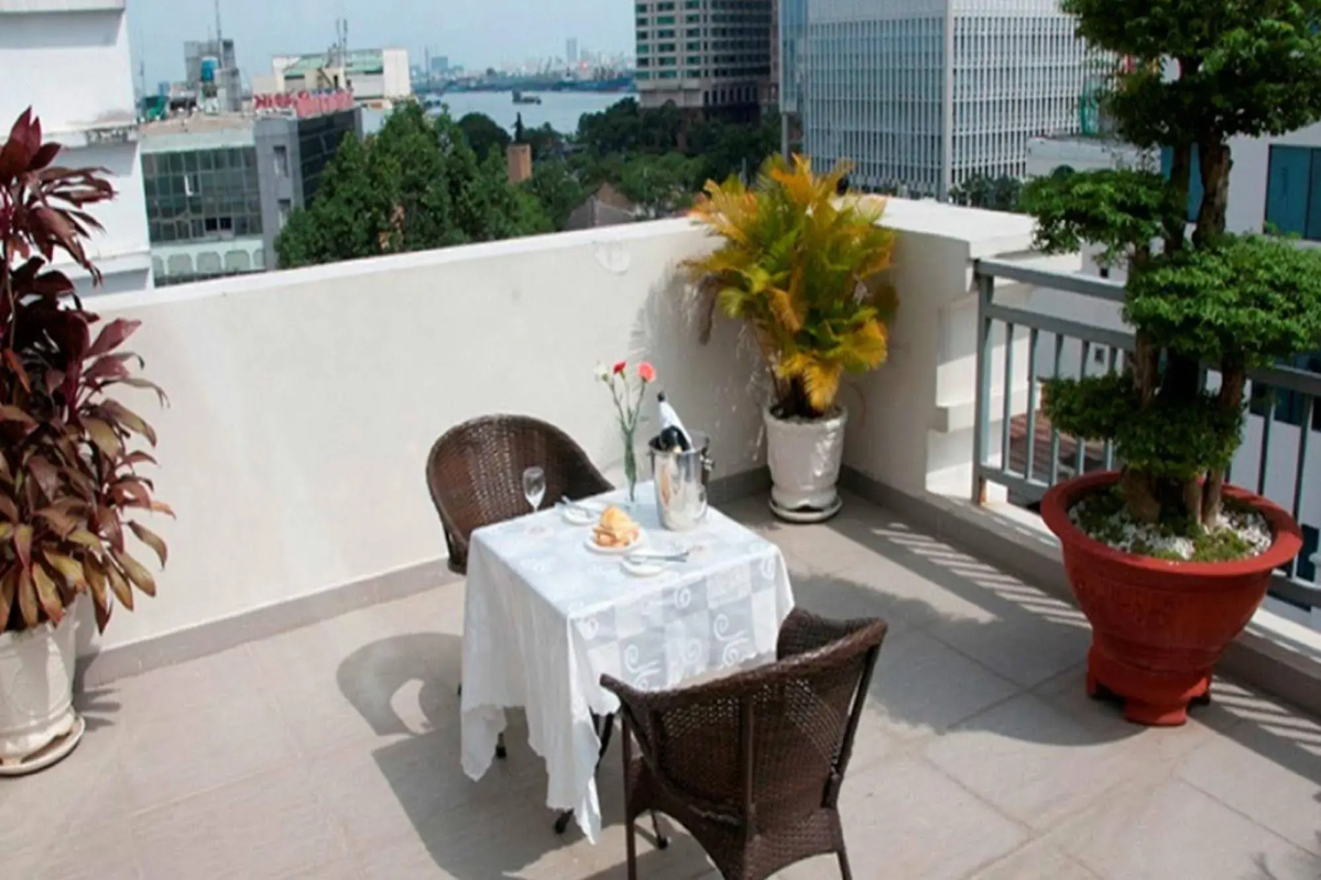 White Lotus Hotel Saigon