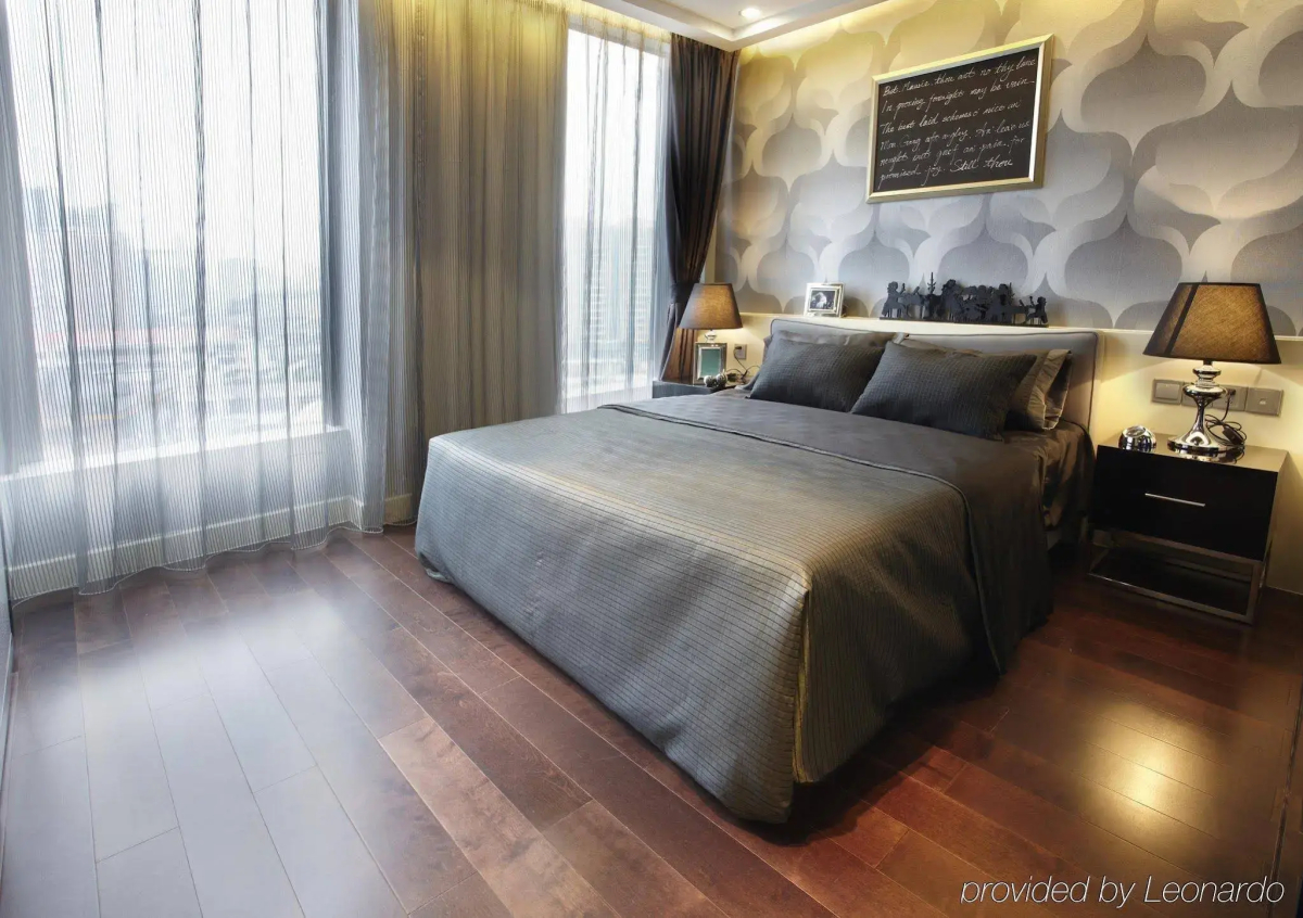 Q-City Hotel