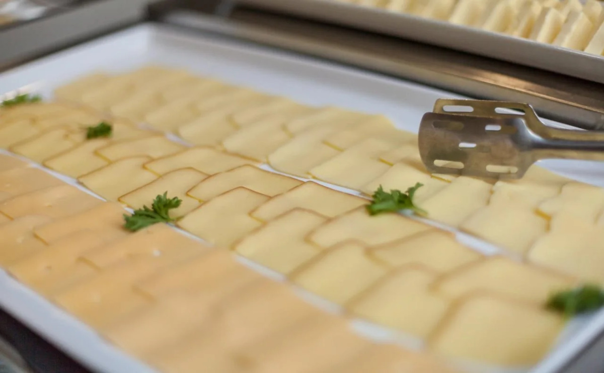 Отель East City