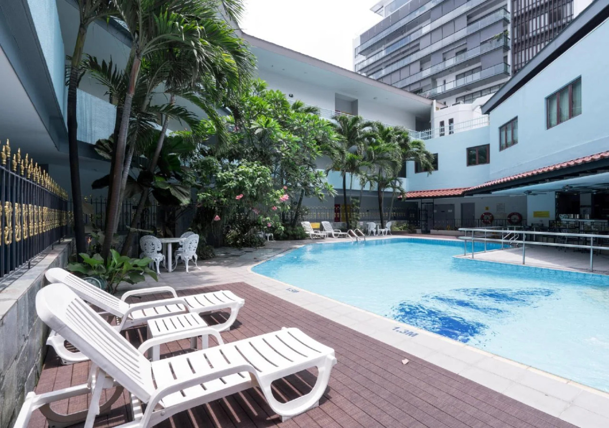 VIP Hotel (SG Clean Certified)
