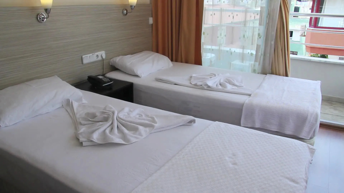 Kleopatra Bavyera Hotel