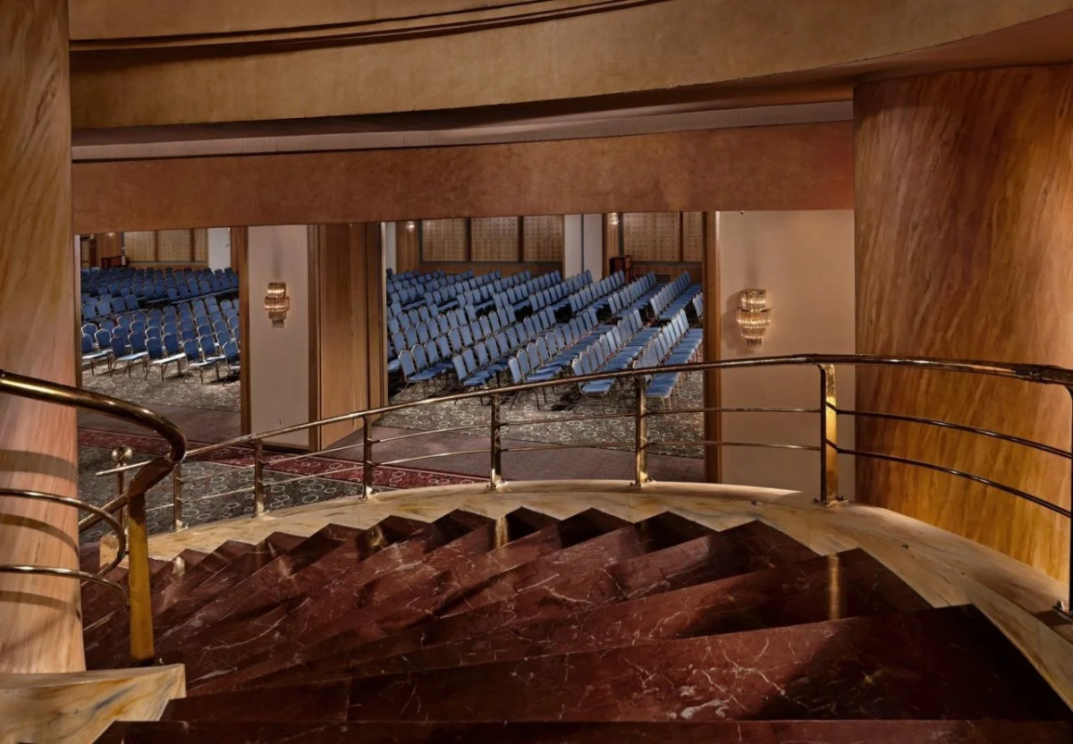 Отель Divani Caravel