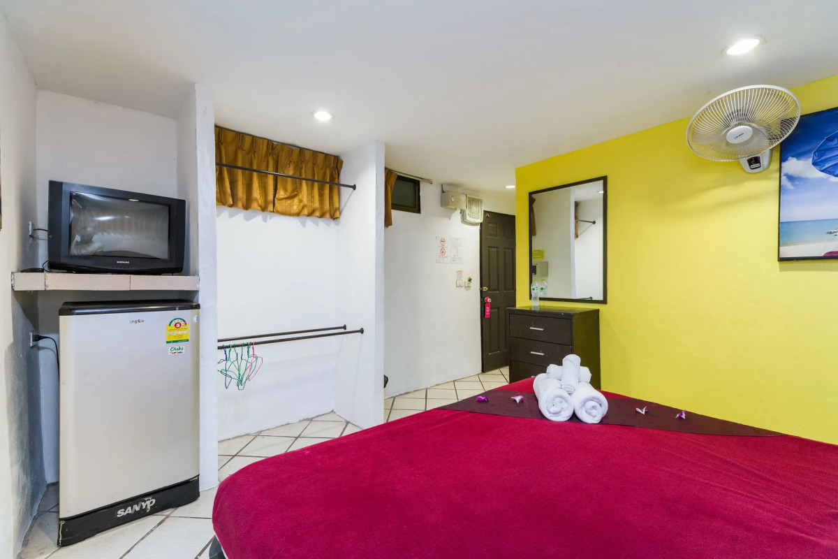 Rich Resort Beachside Hotel