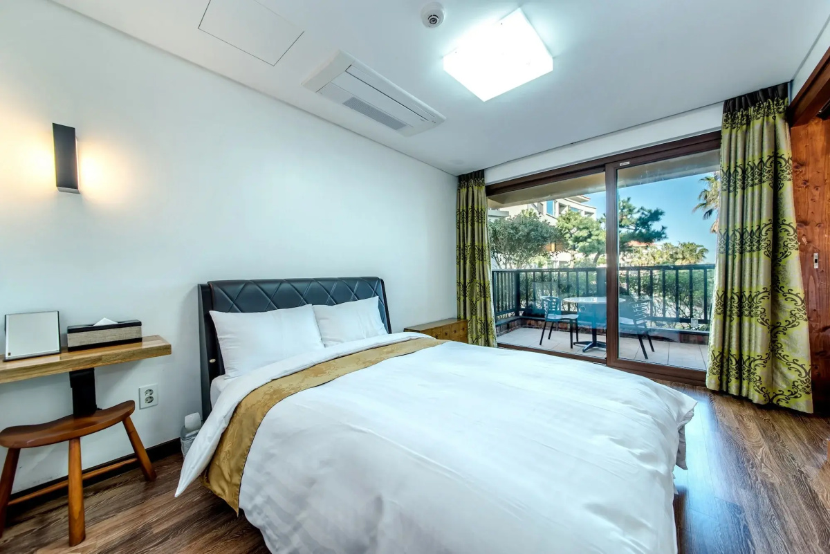 T Island Resort