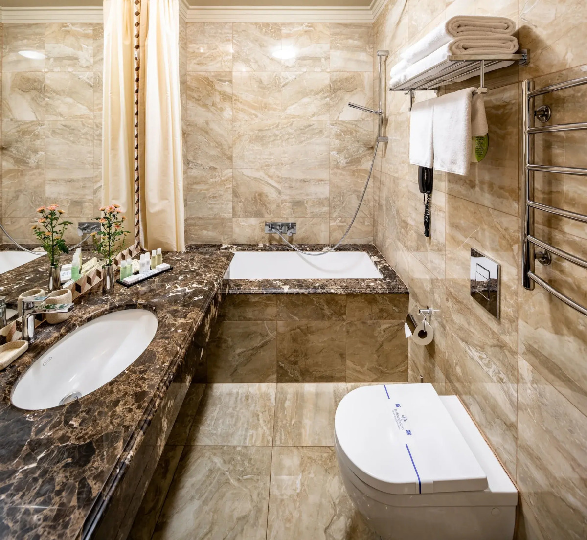 Гостиница «Атлас Делюкс»