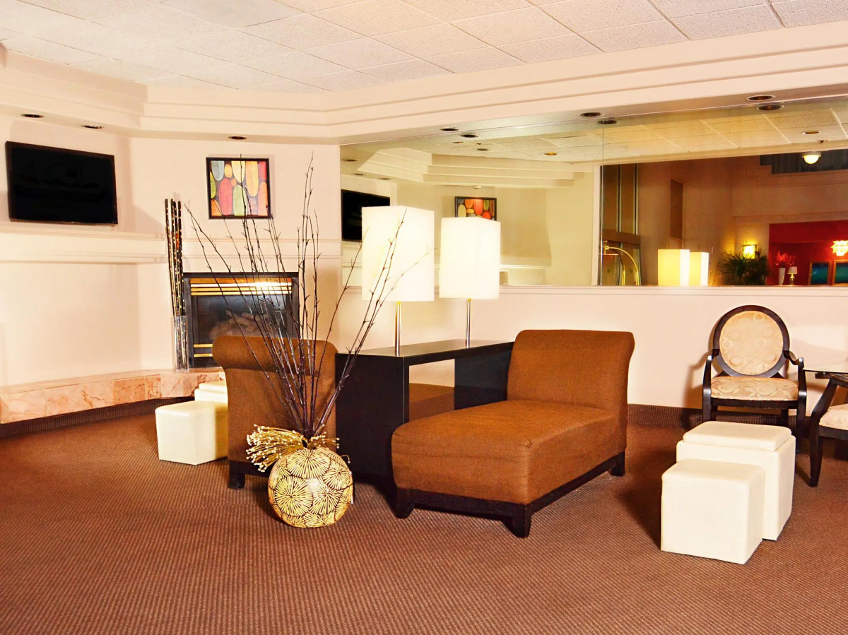 Fortune Hotel & Suites