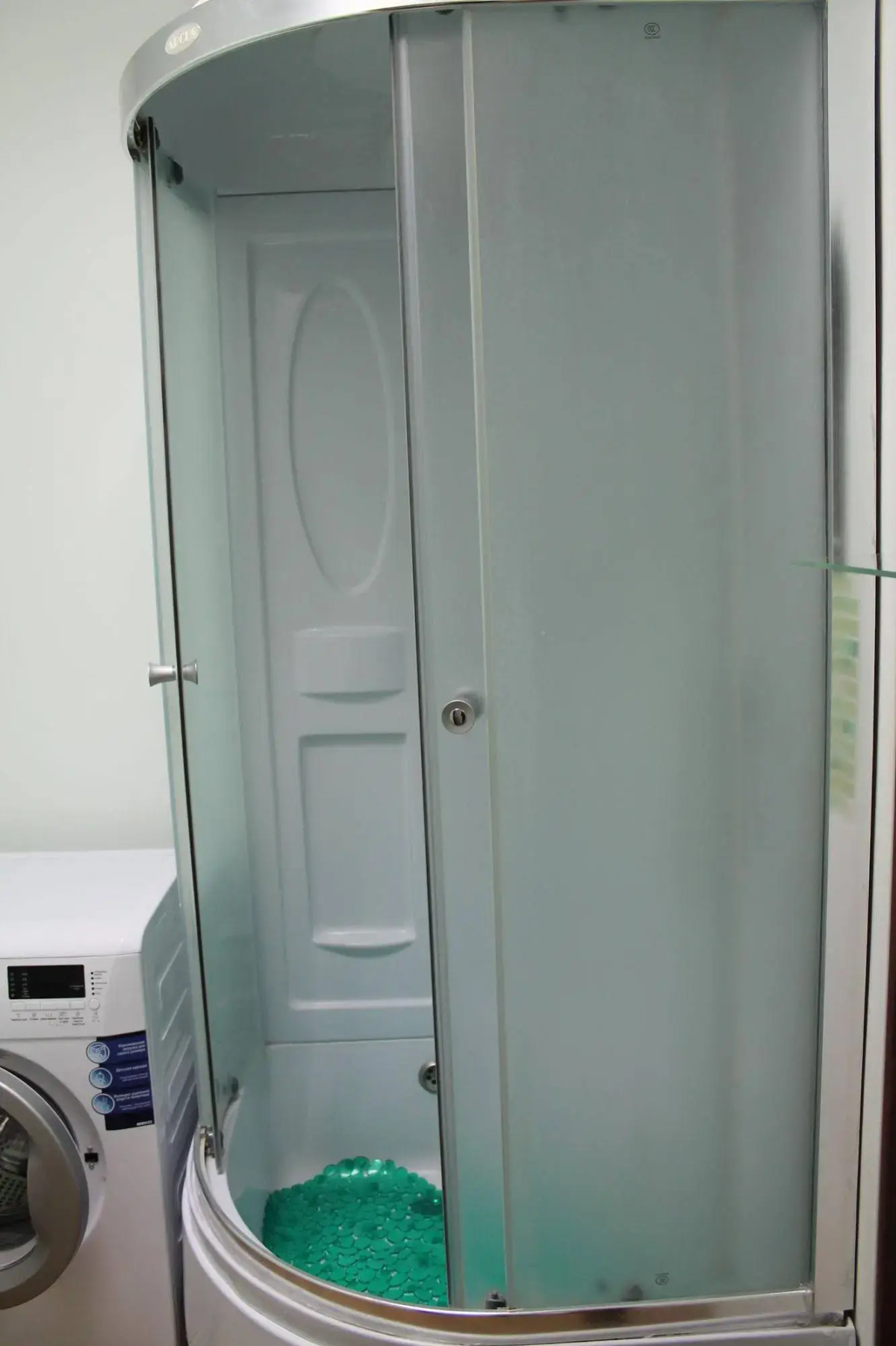 Hostel Mobi House na Leninskoy