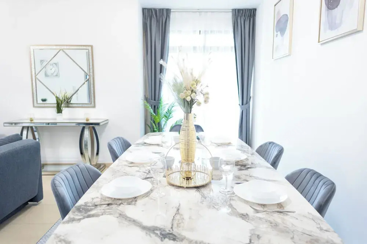 HAPPY SEASON I Amwaj apartment