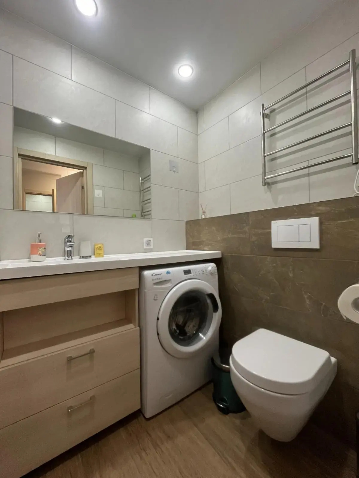 Апартаменты на проспекте Стачек 64