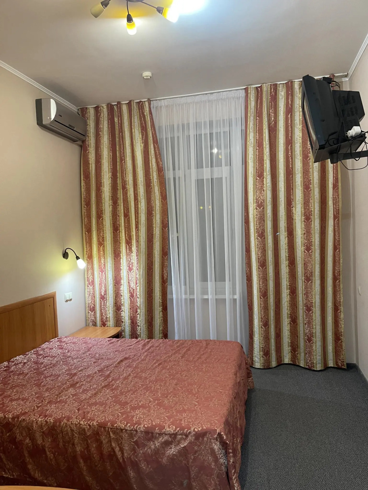 Отель Аллес