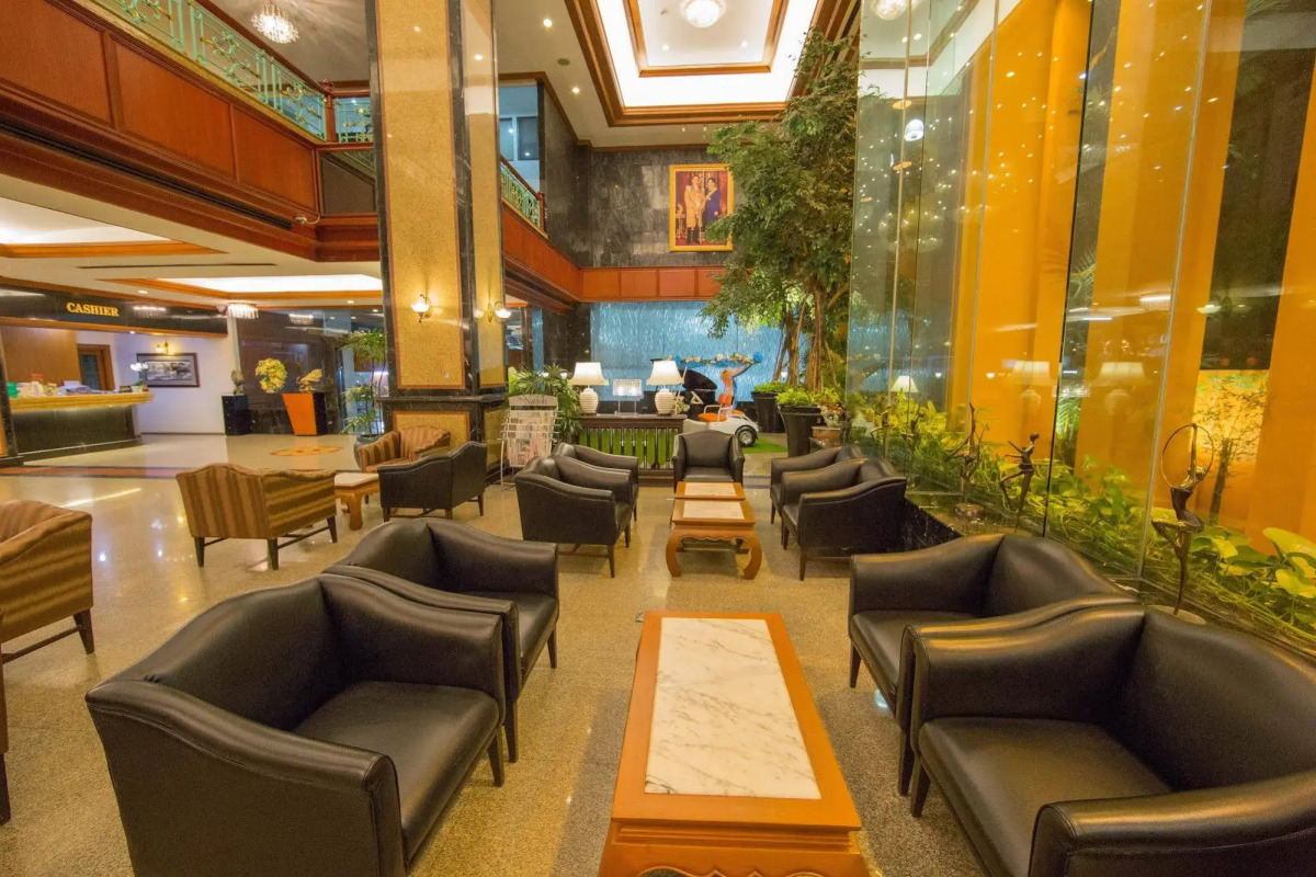 Town In Town Hotel Bangkok