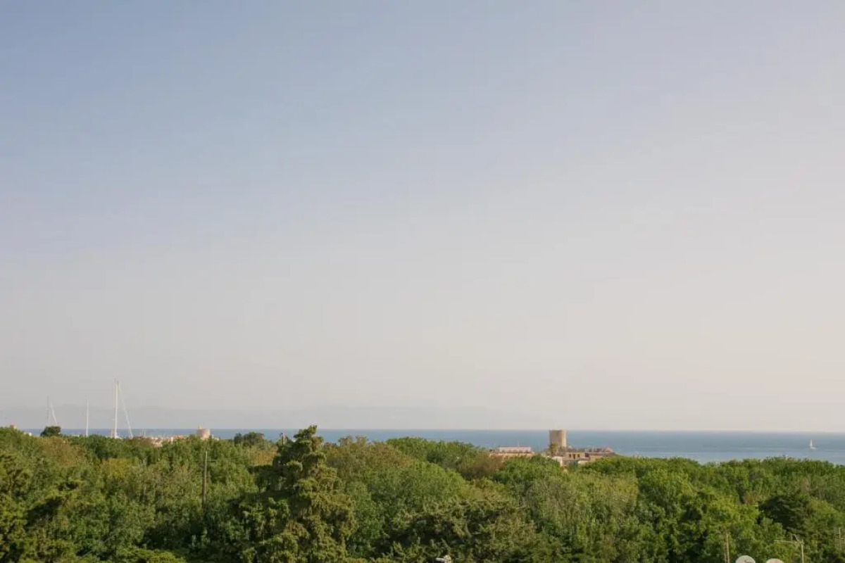 City Plus Rhodes Hotel