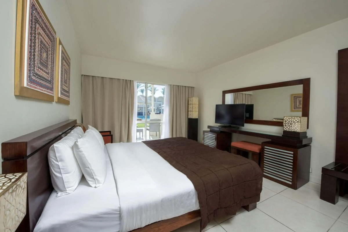 Reef Oasis Beach Resort