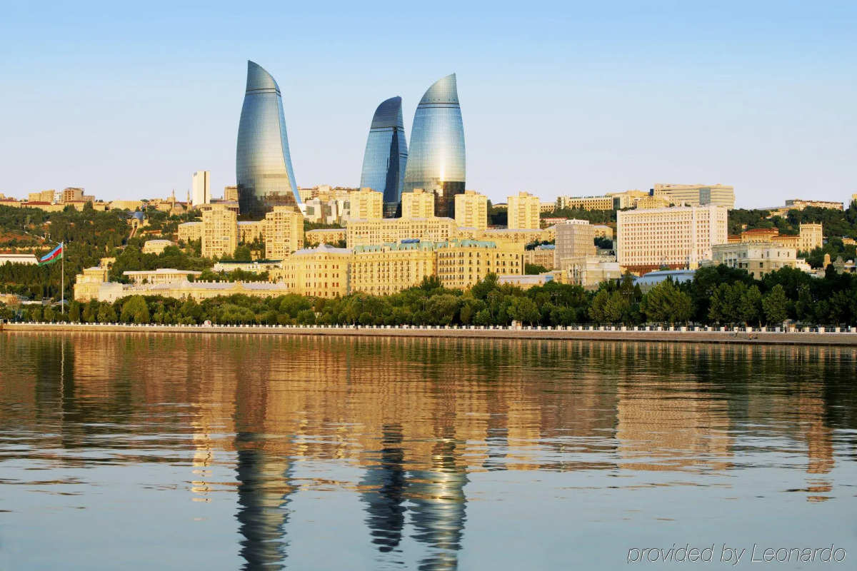 Отель Fairmont Baku at the Flame Towers