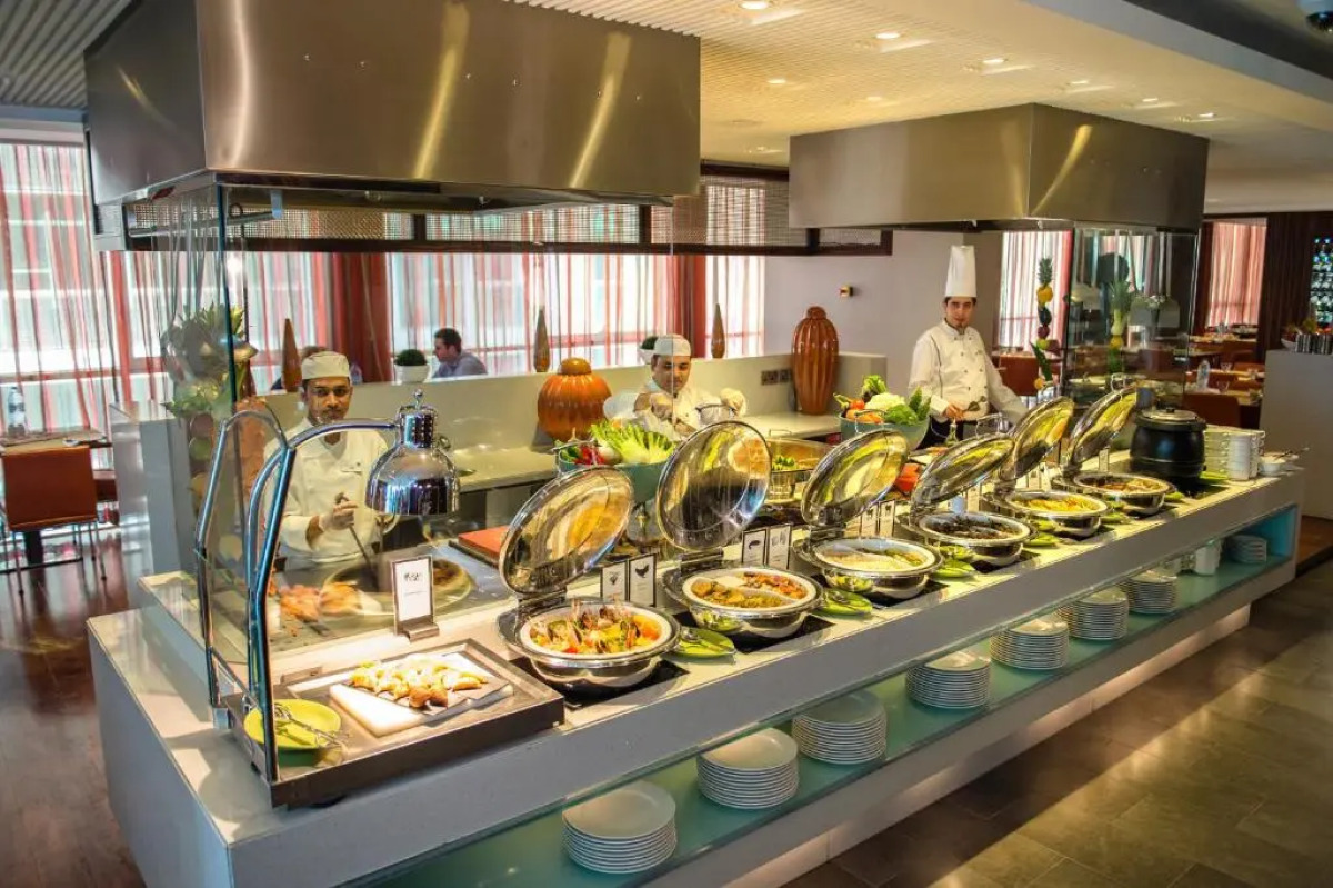 Centro Al Manhal by Rotana