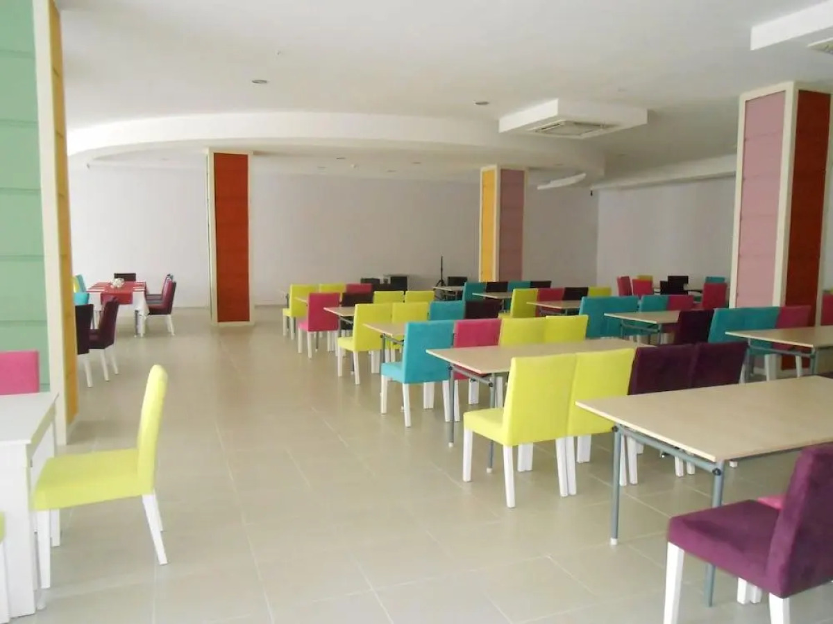 Side Win Hotel & Spa