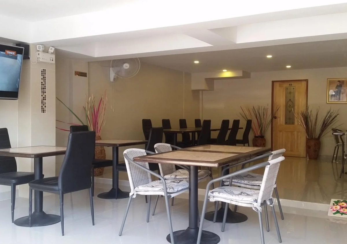 Patumnak Beach Guesthouse