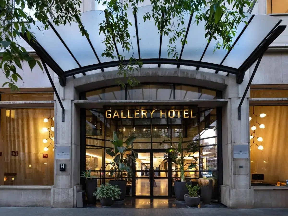 Gallery Hotel