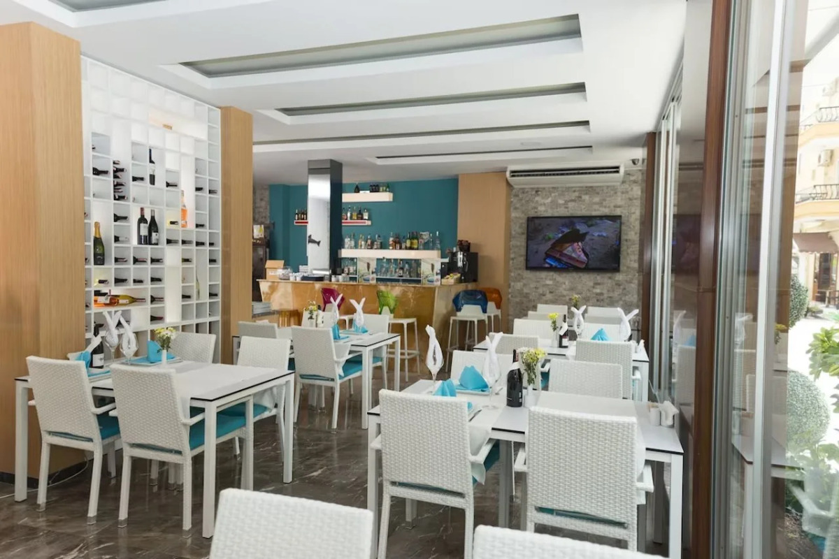 Kleopatra Suit Hotel