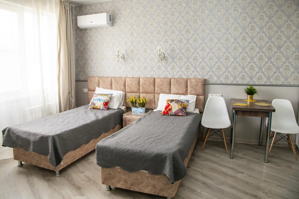 Мильфей на Черняховского 21