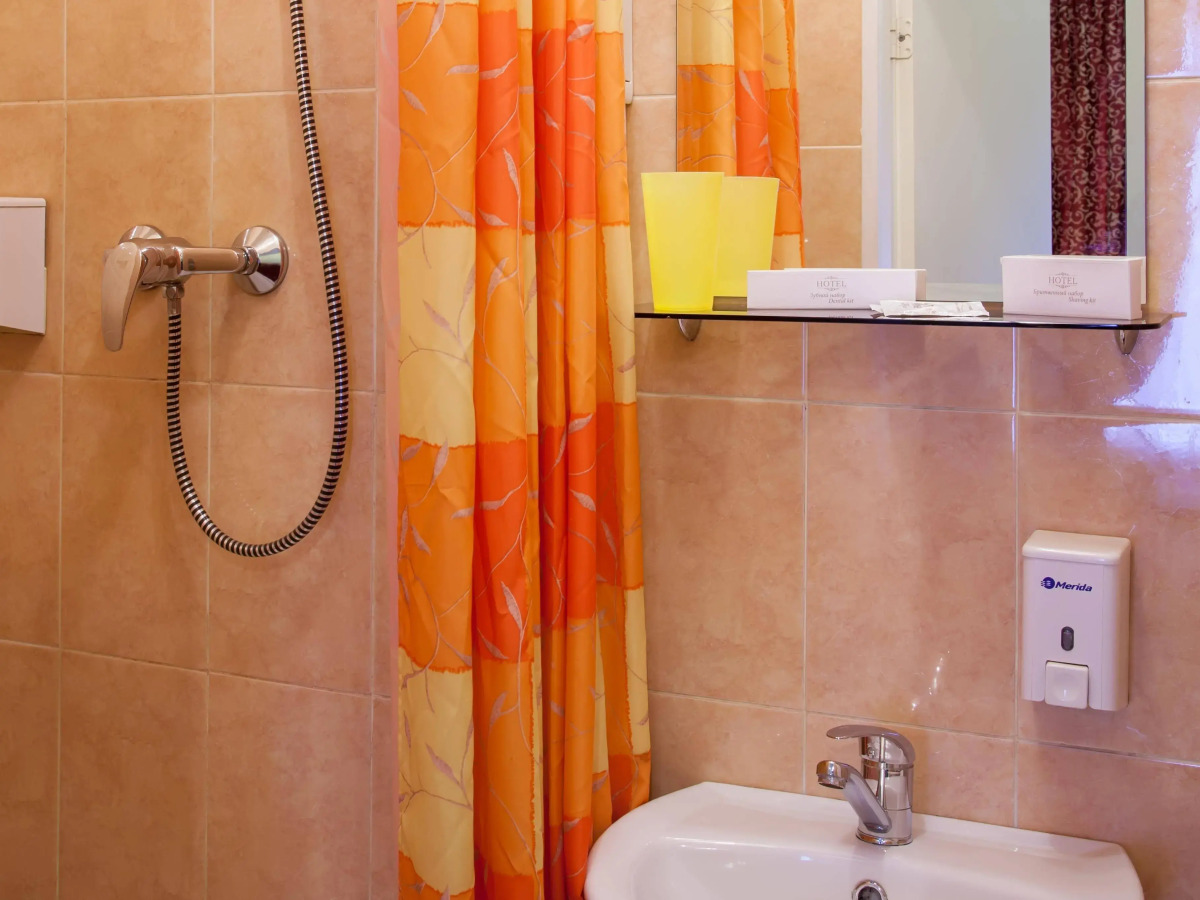 Альтбург на Греческом