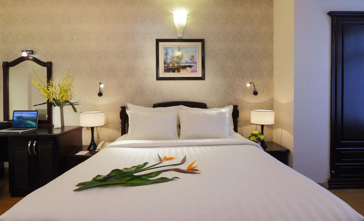 Sunrise Central Hotel