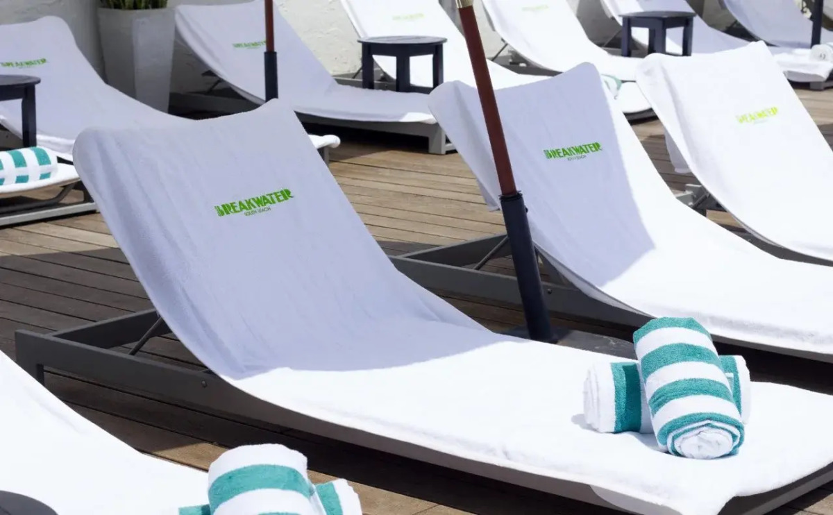 Hotel Breakwater South Beach