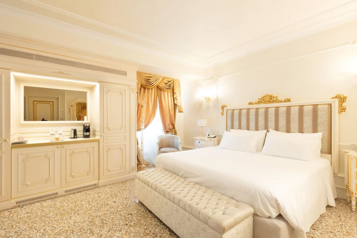 Cà Bonfadini Historic Experience Hotel Venice
