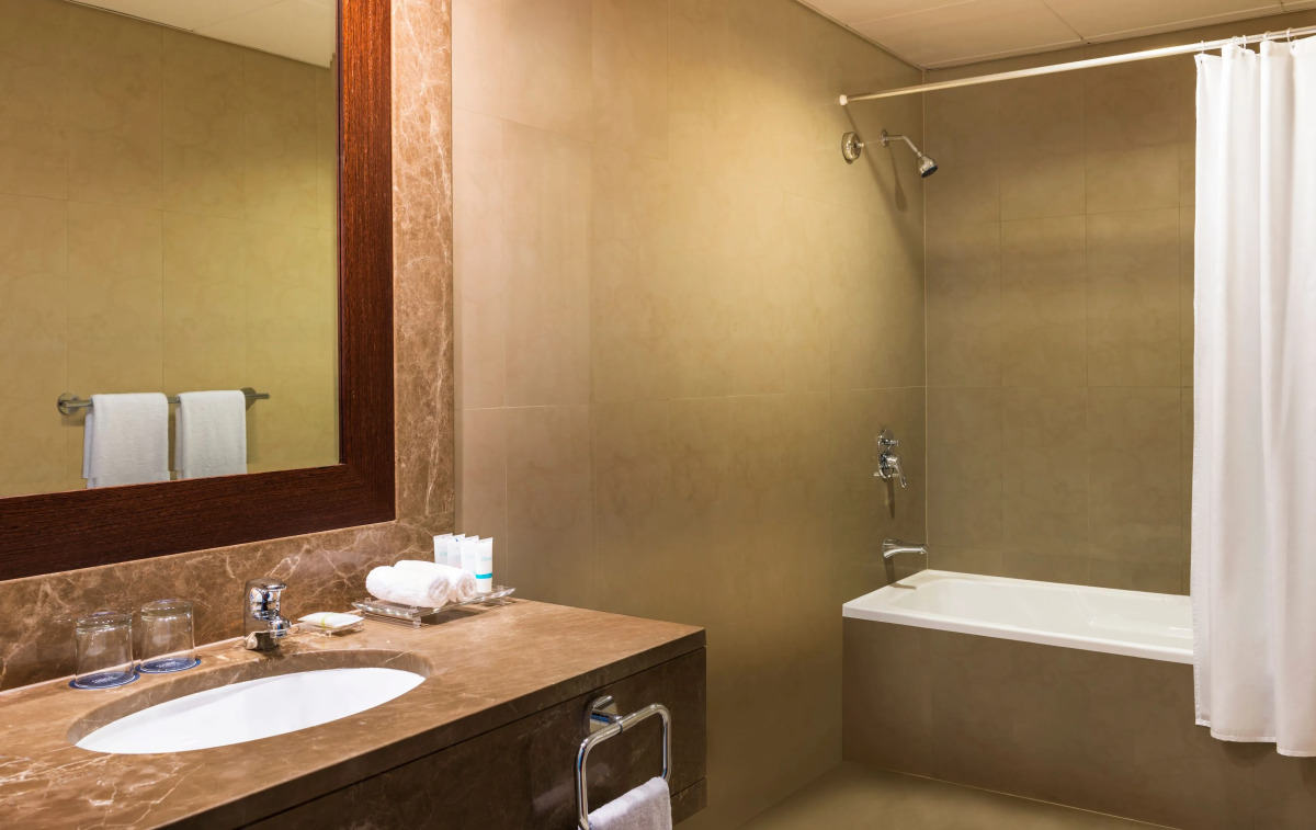 Отель Four Points by Sheraton Sheikh Zayed Road