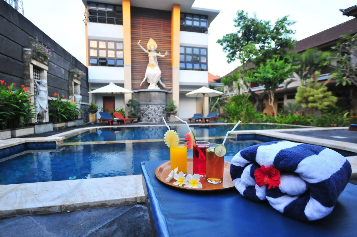 Sandat Hotel Legian