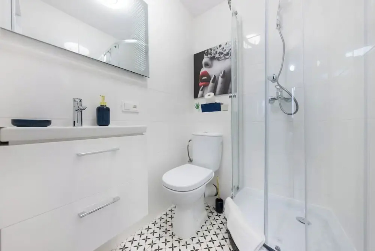 UNIT Warszawa Centrum Room by Metro Rondo ONZ