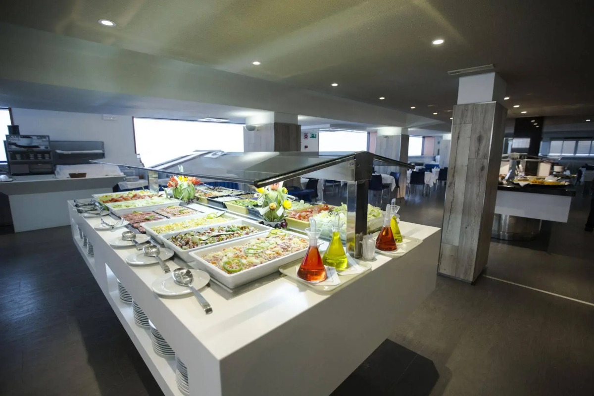 Port Fiesta Park Hotel