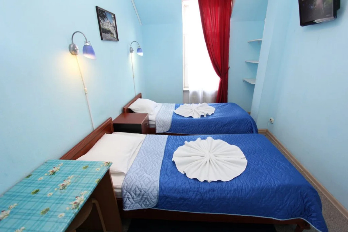 Krasny Kovrik na Pushkinskoy