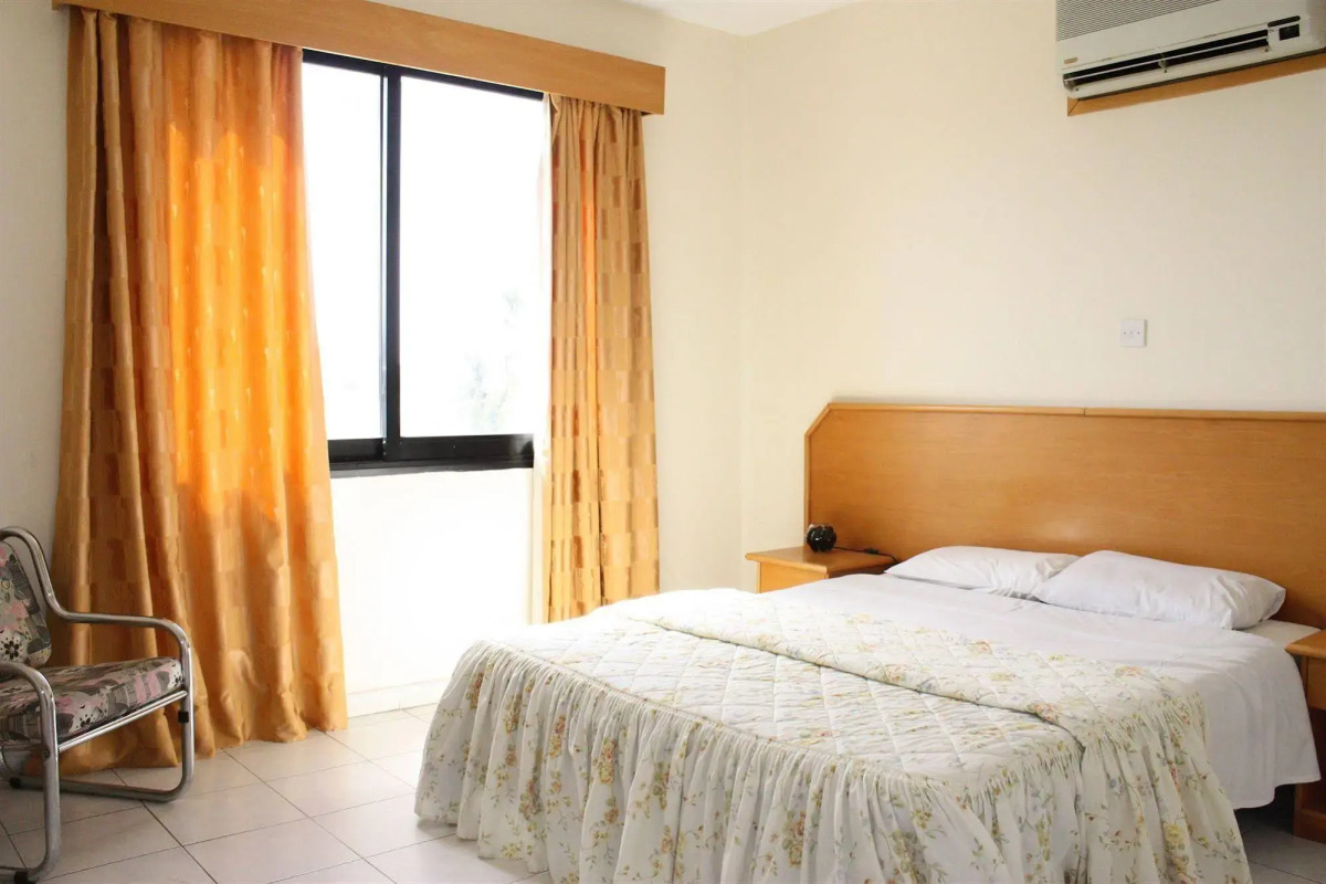 Tycoon Apartments