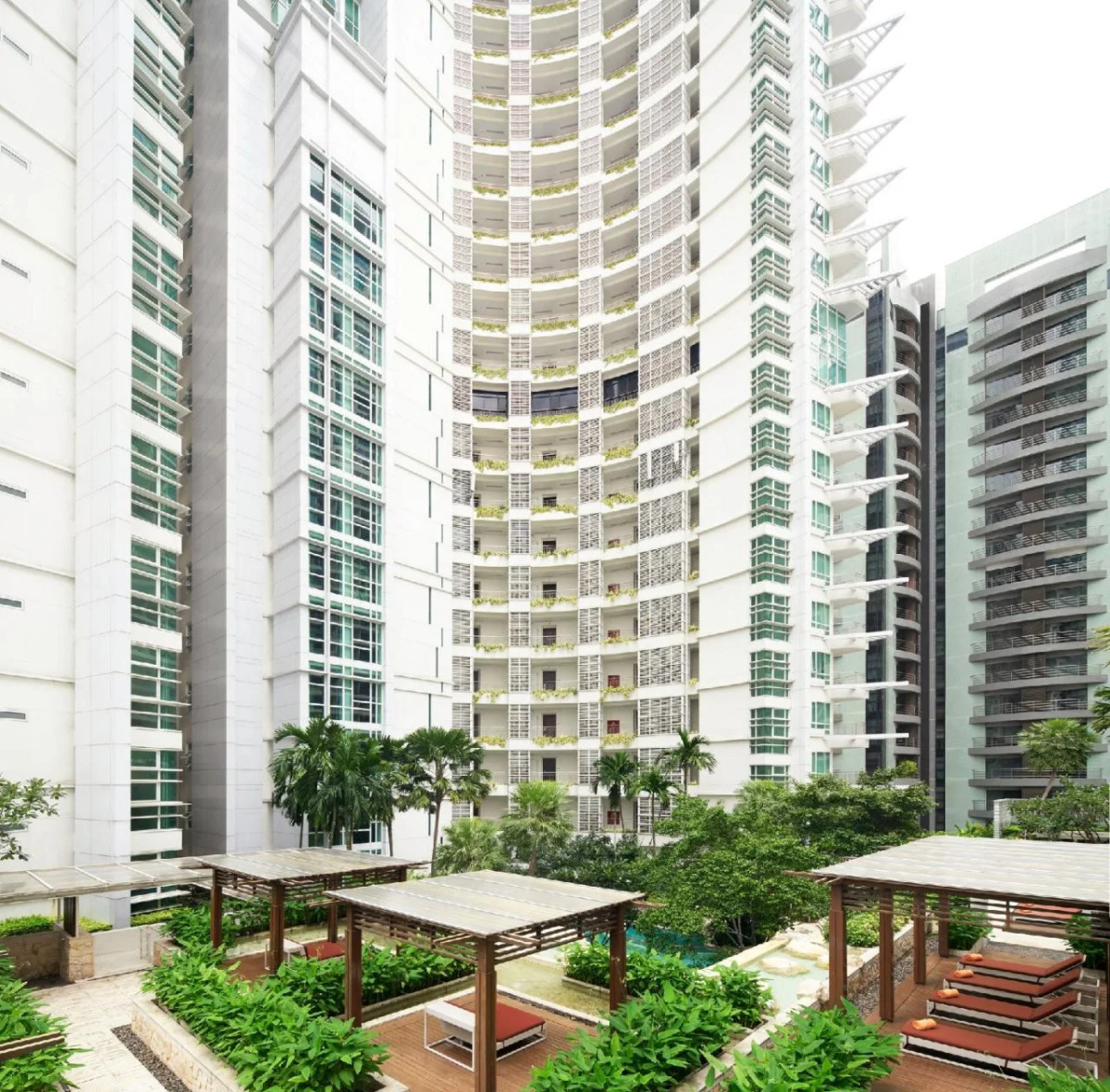 Dusit Suites Hotel Ratchadamri, Bangkok