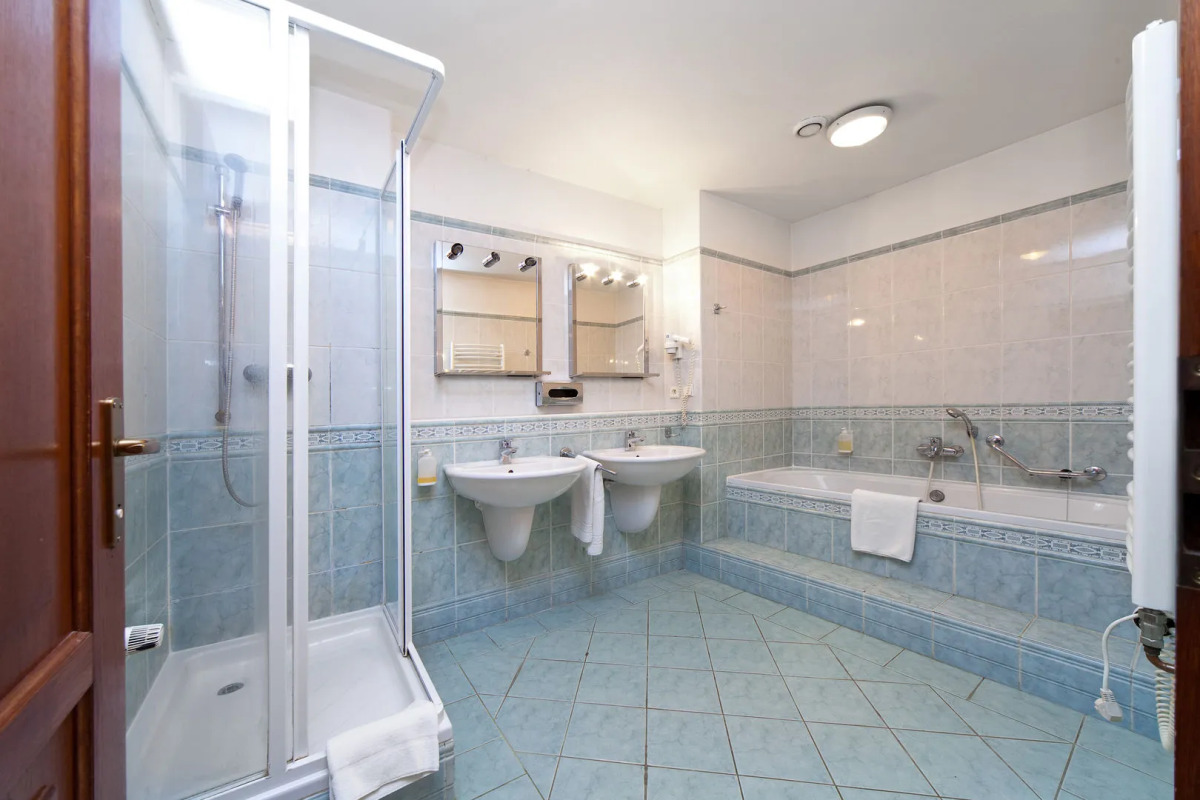 Hostel Little Quarter