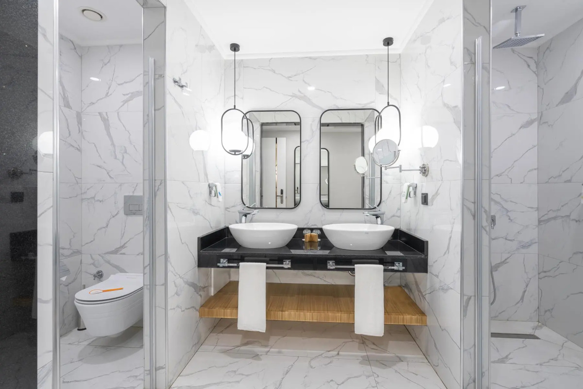 Hotel Orange Palace Side